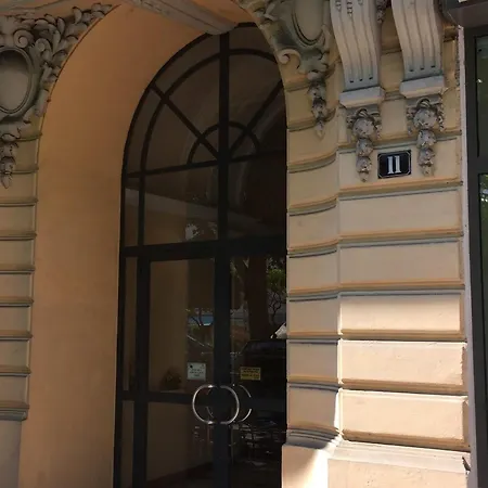 Appartamento **2p Calme Climatisé, Terrasse, Centre Menton, Proche Plages Et Commerces** - Fr-1-196-356 *