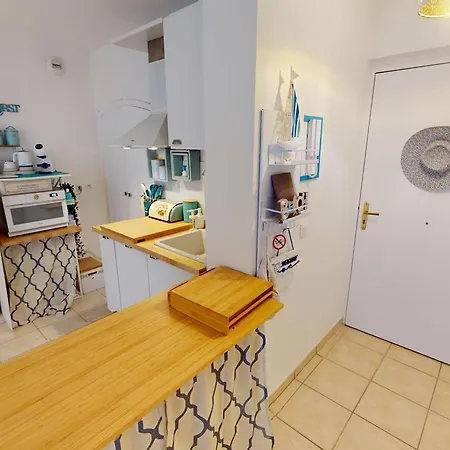 Апартаменты **2p Calme Climatise, Terrasse, Centre Menton, Proche Plages Et Commerces** - Fr-1-196-356 Ментона